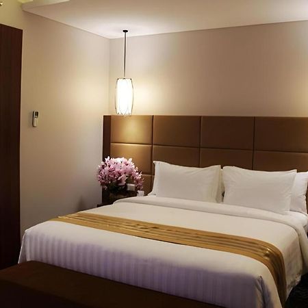 Atrium Premiere Cilacap Ngoại thất bức ảnh