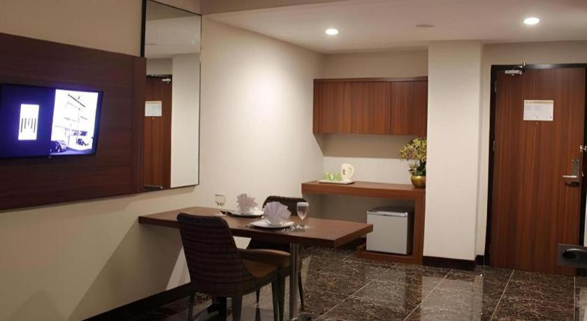Atrium Premiere Cilacap Ngoại thất bức ảnh