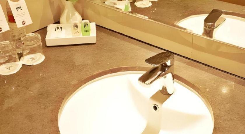 Atrium Premiere Cilacap Ngoại thất bức ảnh
