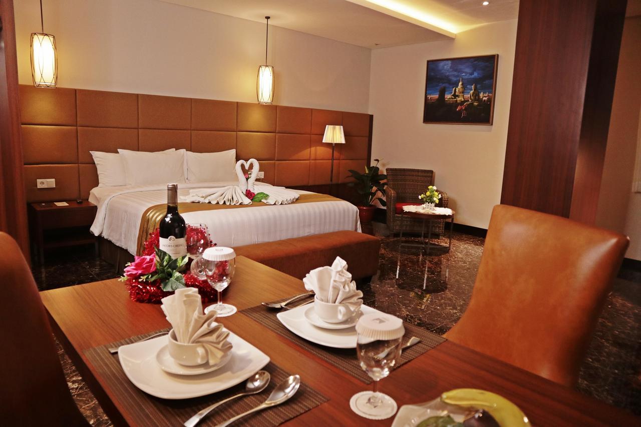 Atrium Premiere Cilacap Ngoại thất bức ảnh